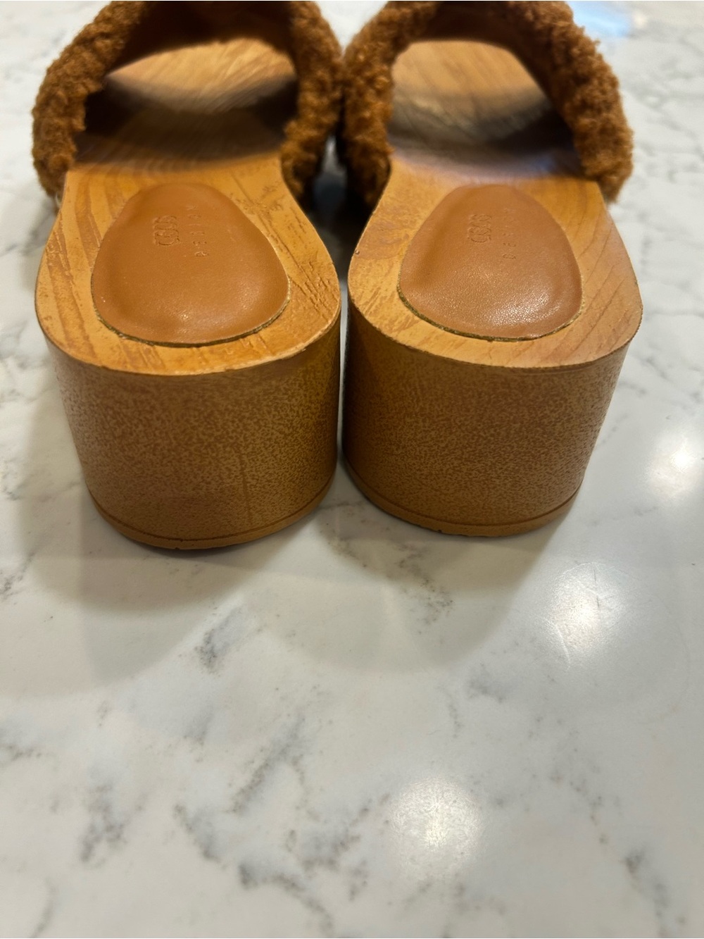 ASOS‎ Brown Teddy Faux Fur Clog Shoes Size 7 - Picture 5 of 7